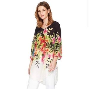 Johnny Was Betty Blouse Tunic Top Size Medium Floral‎ Black White Multicolour